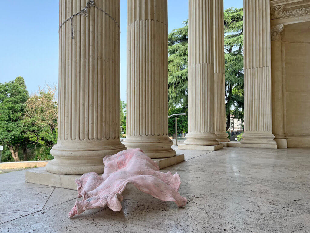 Disobedient Bodies: Floor piece
2023
90 x 40 x 90cm
Dough mix